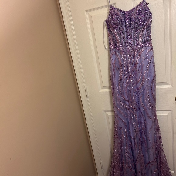 Light Purple Jovani Prom Dress - Picture 1 of 6
